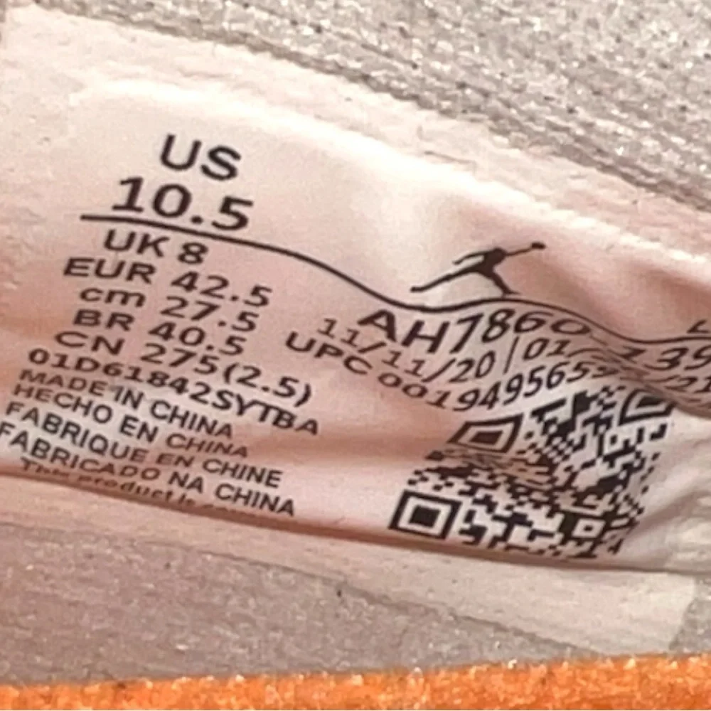 Jordan 11 Retro Low Citrus (2001) Shoe | PRELOVED🧡‎